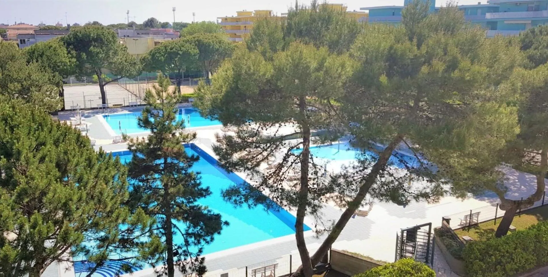 Vacation By The Pool In Our Cozy Flat Apartment Bibione