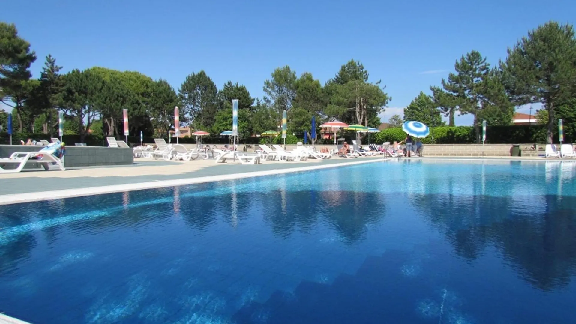 Vacation By The Pool In Our Cozy Flat Apartment Bibione 0*,  Italy